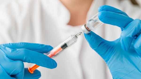 又有4款疫苗获批紧急使用，专家：无论哪种均可降低重症风险