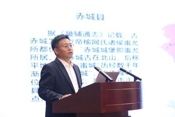 　　图说：赤城县常务副县长吕东卿