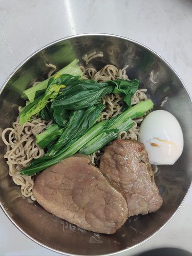 健康午餐：鸡面好搭档