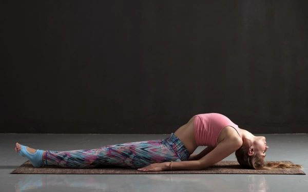 鱼式 Matsyasana1