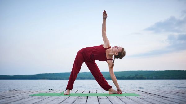 Trikonasana