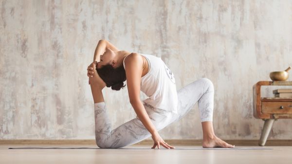 练习瑜伽 practice yoga