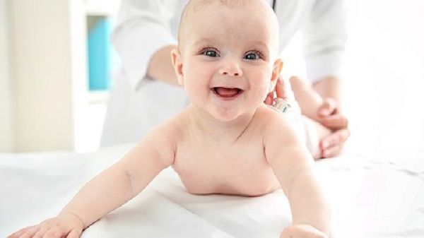 婴儿具体的喂养方法都有哪些妈妈要掌握这些新生儿喂养方法
