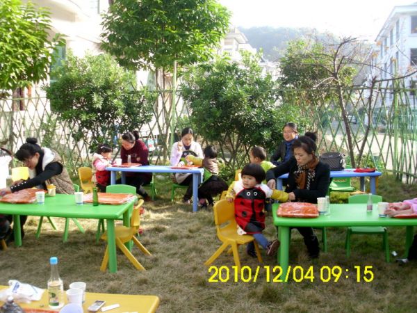 常青藤幼儿园====全新的幼儿教育模式——一岁就上常青藤