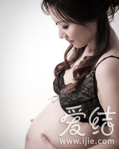 撫摸胎教法