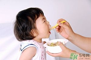 如何给宝宝做辅食 宝宝辅食制作方法