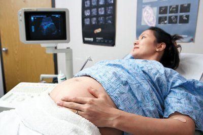 怀孕初期如何确认胎儿健康？除了B超检查，孕妇自身变化也很重要
