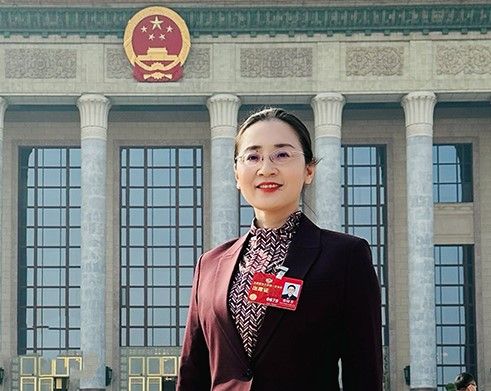 張娣芳：