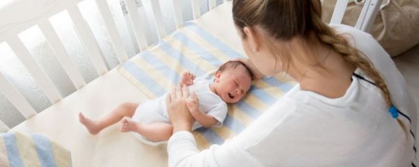 寶寶轉(zhuǎn)奶期間能添加輔食嗎 寶寶如何正確轉(zhuǎn)奶 寶寶轉(zhuǎn)奶期間能吃輔食嗎