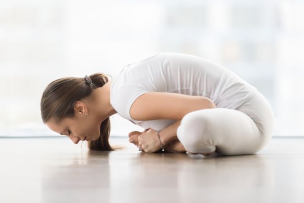 束角式 Baddha Konasana1