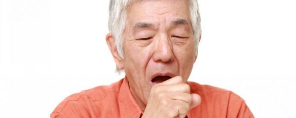 老年人游泳有什么好處 夏天老人不宜做什么運(yùn)動(dòng) 老人游泳好嗎
