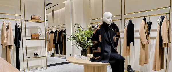 Max Mara上海港匯恒隆店盛裝啟幕 全新二零二四秋冬系列彰顯非凡女性多重風(fēng)采