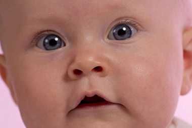 小儿视力发育进程表(图)