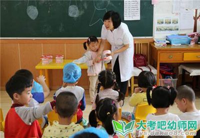 睡覺要有好習(xí)慣教案配圖三