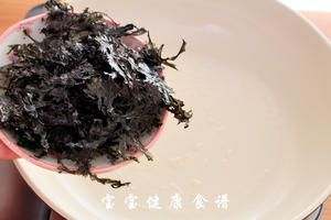 自制宝宝海苔 宝宝健康食谱的做法 步骤4