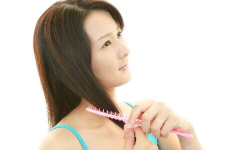 如何促进少女乳房发育 青春期少女如何保健 青春期少女的保健方法