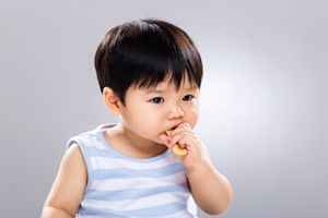 寶寶安全座椅裝哪邊