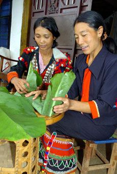 德昂族、景頗族的腌茶
