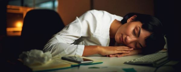 碧根果有哪些功效 吃碧根果好吗 吃碧根果要注意什么