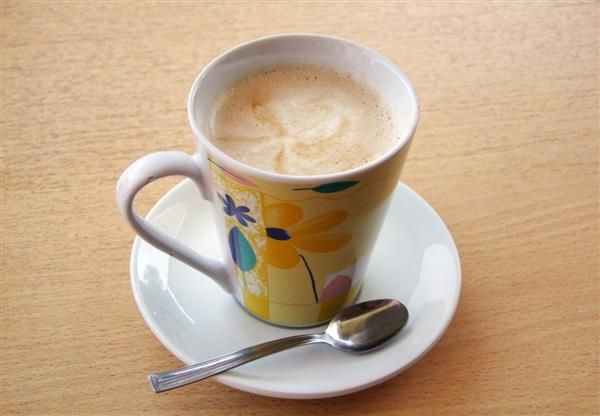 一杯奶茶=7罐红牛？奶茶中不仅含糖竟还有…以后还能喝吗？