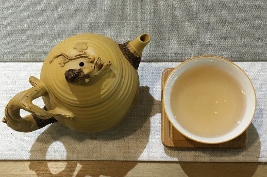 茶葉的熱量高么？茶熱量幾乎為0！