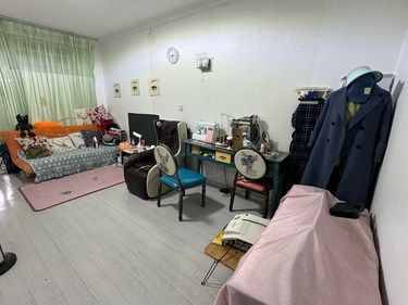 在居民區(qū)里的拔罐小作坊