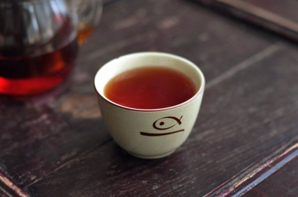 美容養(yǎng)顏瘦身的清脂花茶【玫瑰決明子茶】