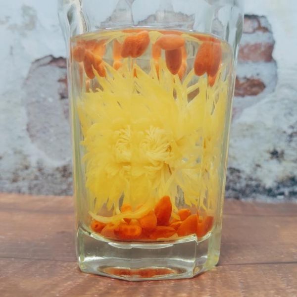 【減肥飲品】枸杞菊花茶的做法