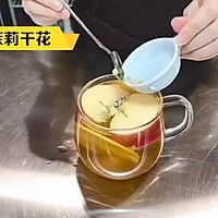 30秒出杯的綜合水果茶—桃氣茉莉果茶的做法圖解6