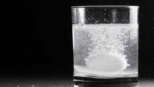 20天嬰兒一天喝多少水