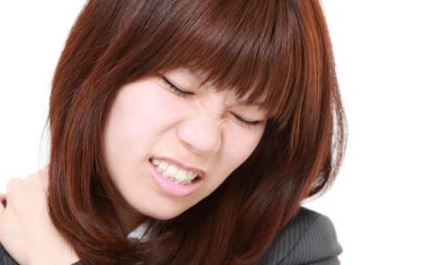 女性月經(jīng)有血塊 月經(jīng)有血塊 月經(jīng)有血塊怎么調(diào)理