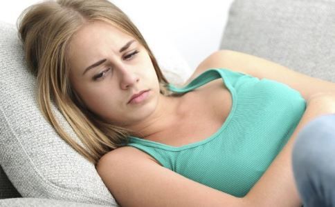 产后多久来例假 产后多久来月经 哺乳期间来月经正常吗