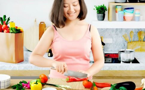 補(bǔ)腦健腦食物有哪些 哪些食物多吃會(huì)更聰明 補(bǔ)腦吃什么食物好