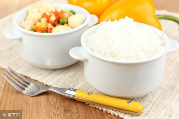 低碳水化合物饮食可以快速减肥，它有什么健康风险？怎么吃才健康