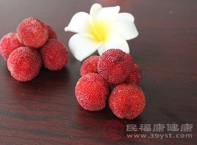 楊梅是一種很有營養(yǎng)的水果