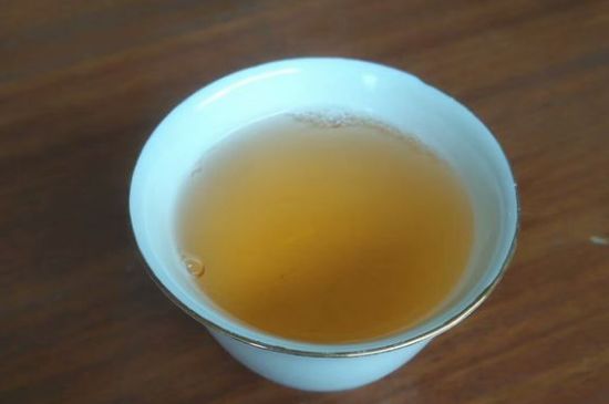 黑茶排濕毒的身體表現(xiàn)，喝黑茶排毒反應(yīng)癥狀