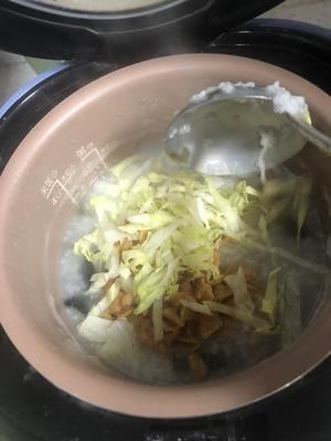 一粥兩喝無雞精健康版(皮蛋瘦肉粥2碗+素食蔬菜粥1碗)的做法 步驟5