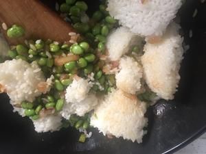健康毛豆炒飯的做法 步驟7
