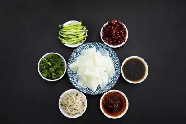 一无是处？专家揭凉皮“营养真相”：你吃进去的大概只有热量了