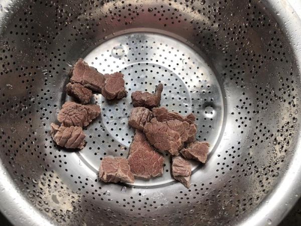 純奶手撕吐司的做法 步驟1