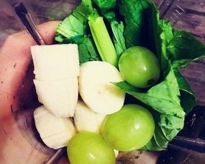 绿色健康果蔬汁(减肥低卡)的做法步骤 第2步