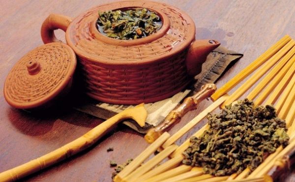 隔夜茶葉渣可以泡澡嗎？茶葉渣可以用來(lái)做面膜嗎？(1)