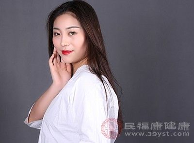 久坐會(huì)導(dǎo)致人很容易長(zhǎng)胖