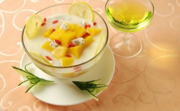 酸奶和什么食物一起吃营养？什么食物和酸奶搭配好？(1)