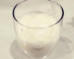 自制健康低脂酸奶的做法 步驟2