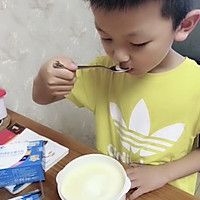 德運(yùn)全脂奶粉自制酸奶的做法圖解2