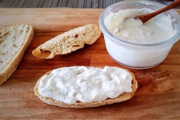 Tzatziki 希臘酸奶黃瓜醬的做法