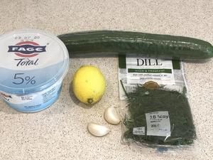 黃瓜酸奶沙拉 ( Tzatziki)的做法 步驟1