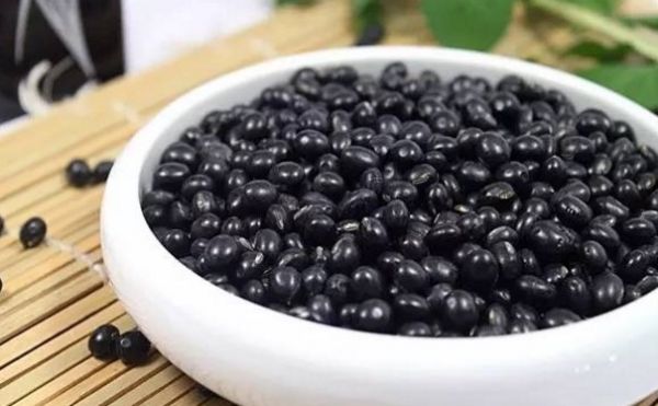 常吃黑豆有哪些益處？黑豆有哪些食療方法？(1)
