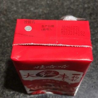 哇哈哈紅棗枸杞牛奶